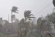 সকালের মধ্যে ১৬ জেলায় ঝড়ের আভাস আবহাওয়া অধিদফতরের 
