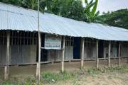 মাদ্রাসায় শিক্ষক-কর্মচারী ১৭জন, শিক্ষার্থী মাত্র ৫