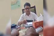 ক্যালকুলেটরে ‘মাপজোক’ করে ঘুষ চাইলেন সরকারি কর্মকর্তা