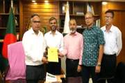 ইসলামী বিশ্ববিদ্যালয়ের আসন্ন অর্থবছরের বাজেট হস্তান্তর