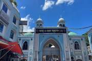 মাজারে দানের কোটি কোটি টাকা যায় কোথায়, কীভাবে খরচ হয় অর্থ?