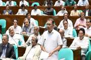 অতীত নিয়ে অনেক বেশি কথা হচ্ছে, অথচ মানুষ চায় আমরা ভবিষ্যৎ ন…
