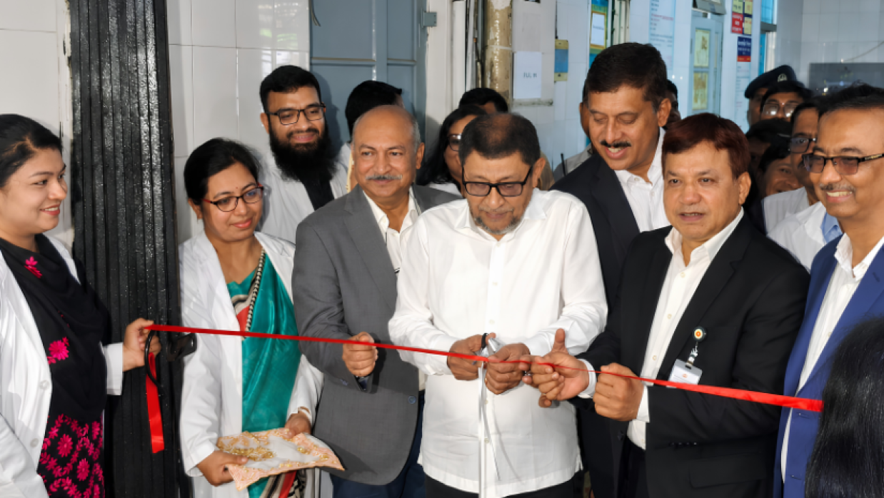 স্বাস্থ্যমন্ত্রী সরদার মো. সাখাওয়াত হোসেন বকুল