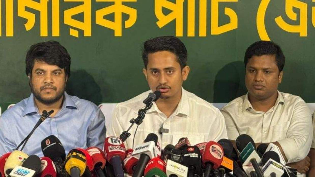 সংবাদ সম্মেলনে সারজিস আলম