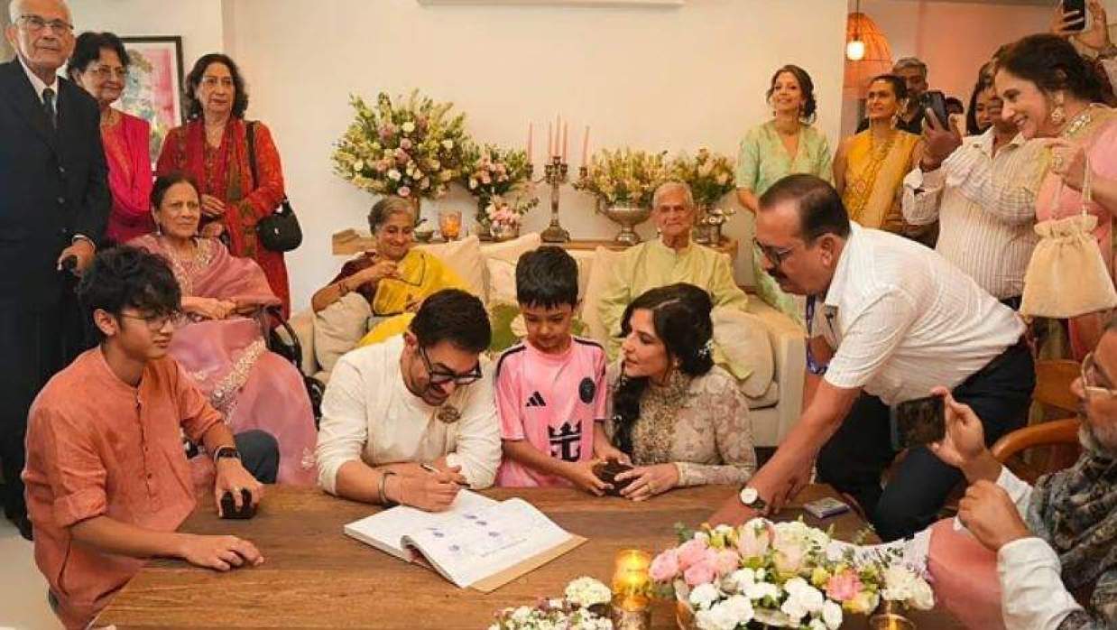 আমির খান ও গৌরী স্প্র্যাট এর আইনি বিয়ে সম্পন্ন হয়েছে