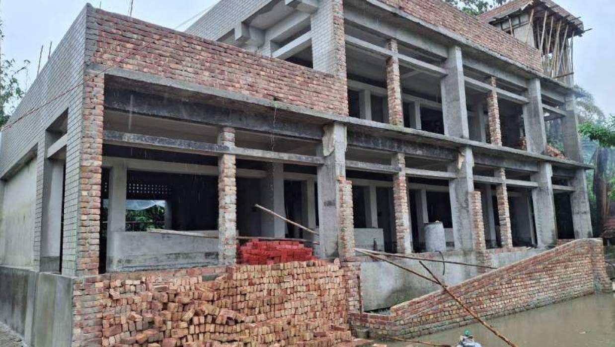 নির্মাণকাজ প্রাথমিক বিদ্যালয়ের ভবন