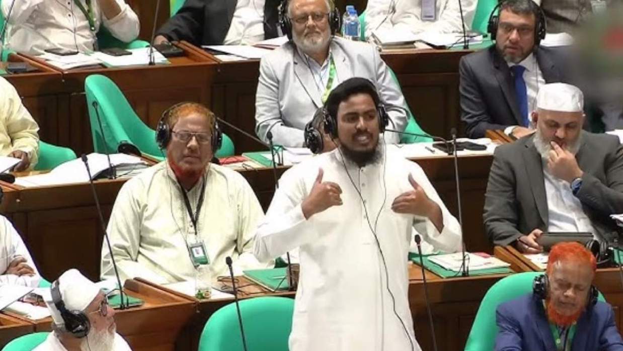 সংসদে আখতার হোসেন