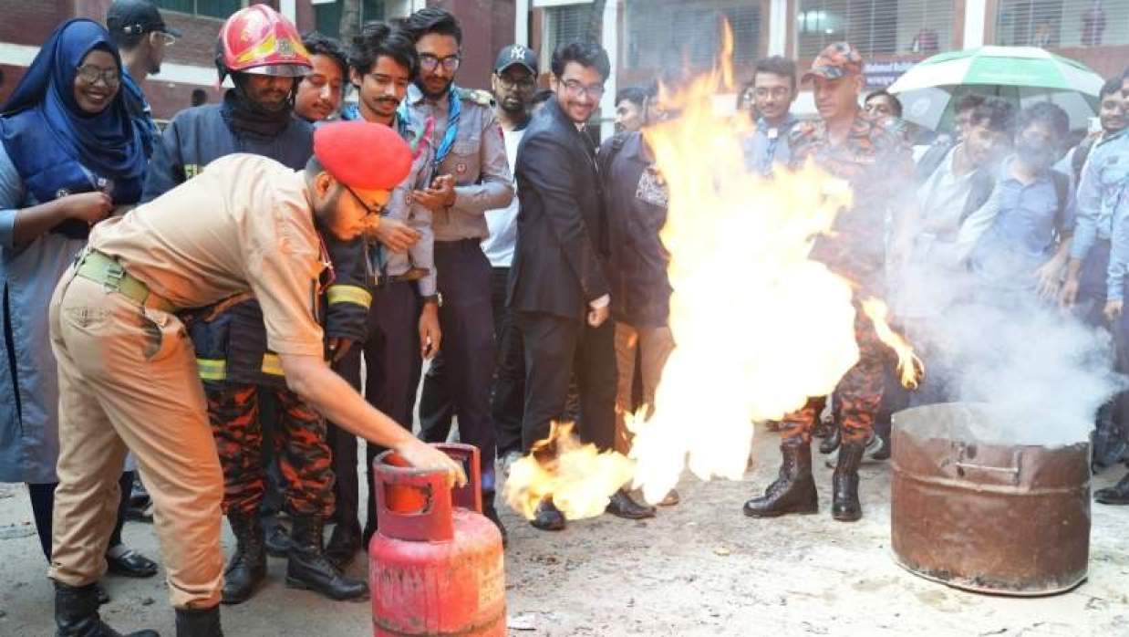 বিশেষ প্রশিক্ষণ ও মহড়া