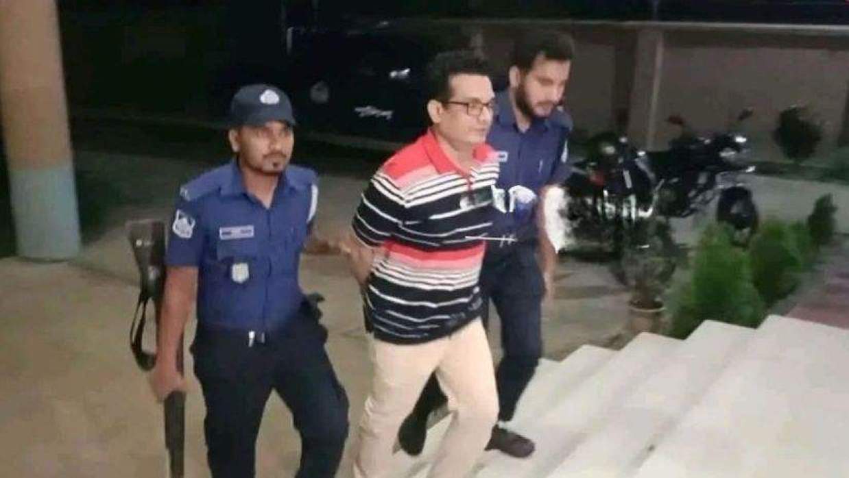 স্বেচ্ছাসেবক লীগের সভাপতি শাহরিয়ার করিম রাসেল