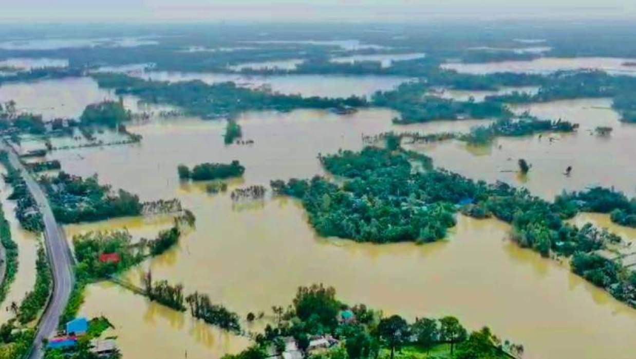 কক্সবাজারের সব নদ-নদীর পানি বর্তমানে বিপৎসীমার নিচ দিয়ে প্রবাহিত হচ্ছে