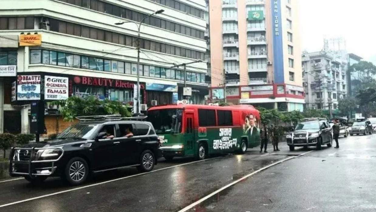 প্রধানমন্ত্রীর গাড়িবহর