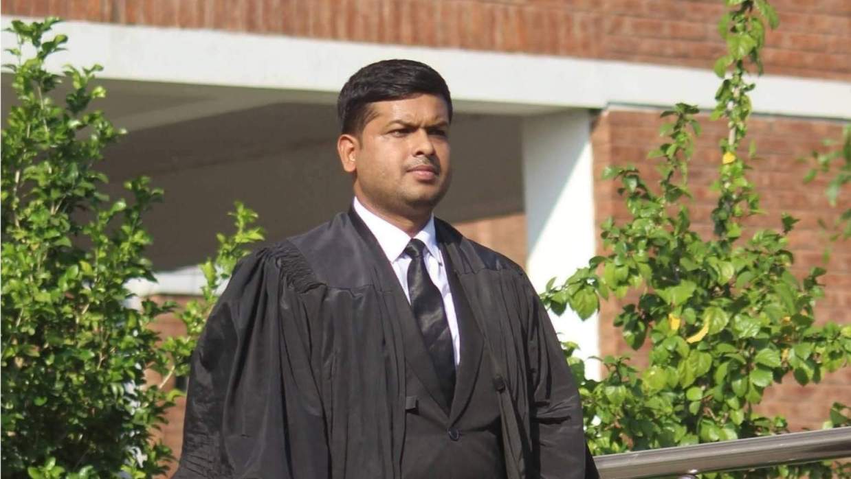 নিহত অ্যাডভোকেট মনোয়ার হোসেন