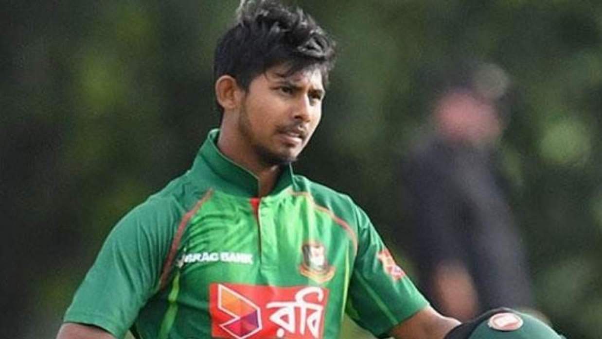  মোসাদ্দেক হোসেন 