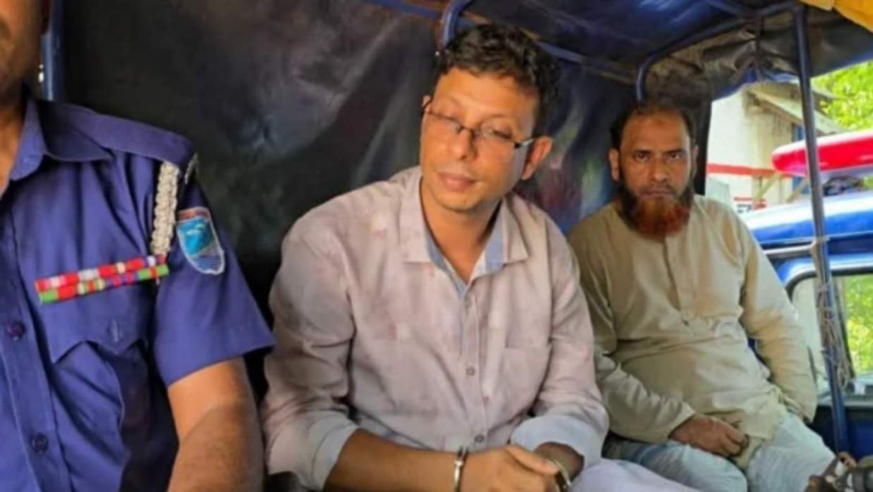 আটক স্বামী ও অভিযুক্তের বাবা