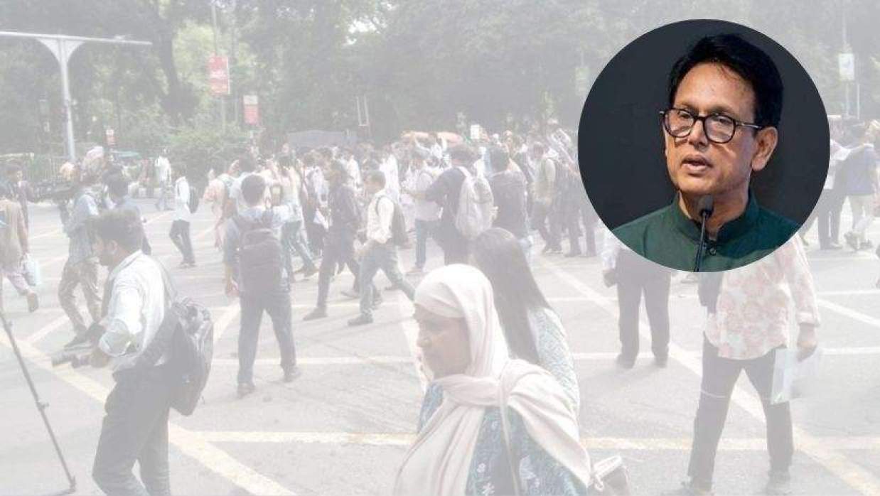 সচিবালয় অভিমুখে এইচএসসি পরীক্ষার্থীরা