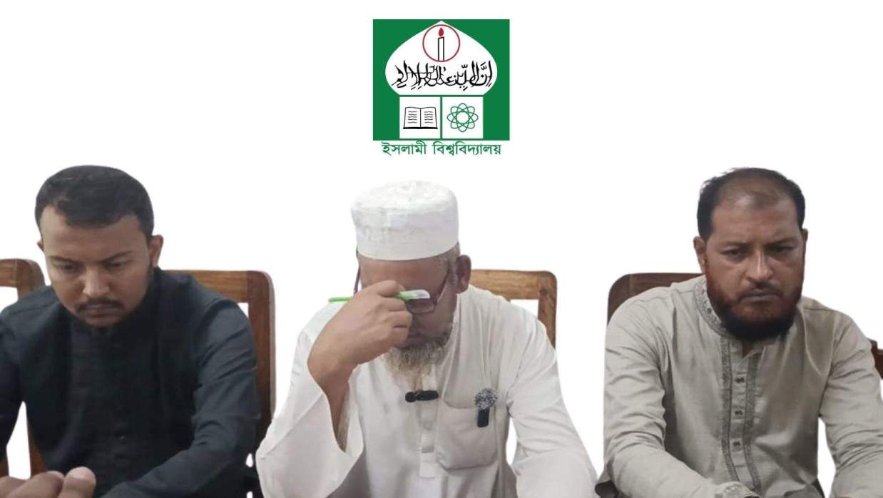 ইবি শিক্ষার্থী সাজিদ হত্যার বিচার চেয়ে বাবার সংবাদ সম্মেলন