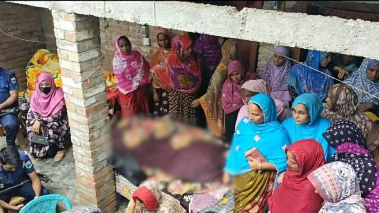 নিহতদের লাশ 