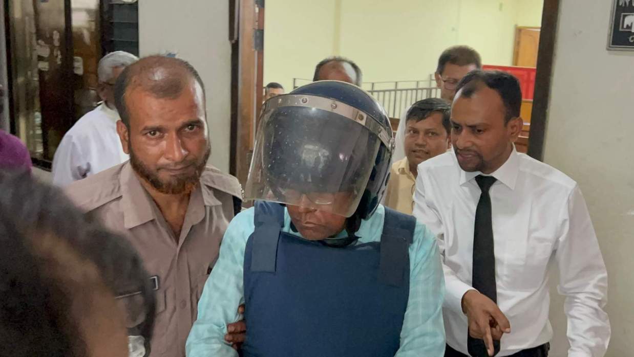 ইউরোপিয়ান ইউনিভার্সিটির ট্রাস্টি বোর্ডের সাবেক চেয়ারম্যানসহ দুই জন রিমান্ডে