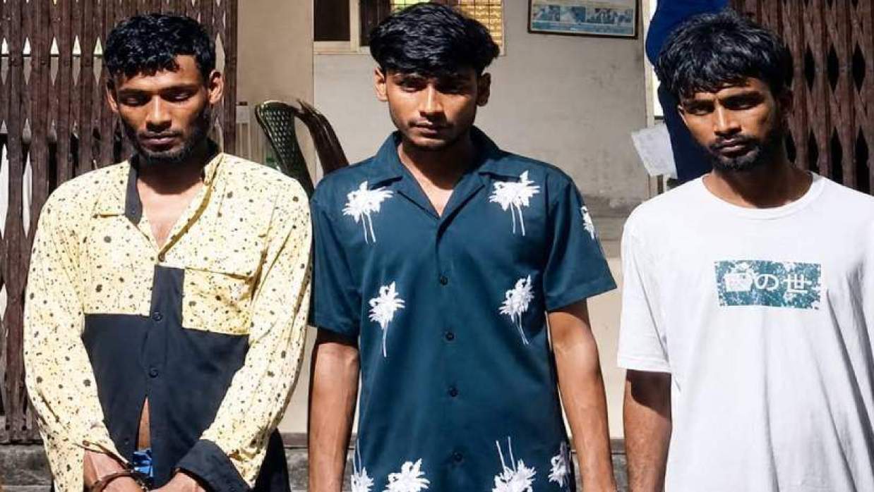 গ্রেপ্তার তিনজন
