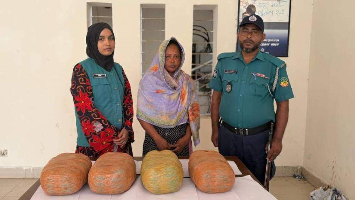 গ্রেপ্তার গাঁজাসহ নার্গিস বেগম