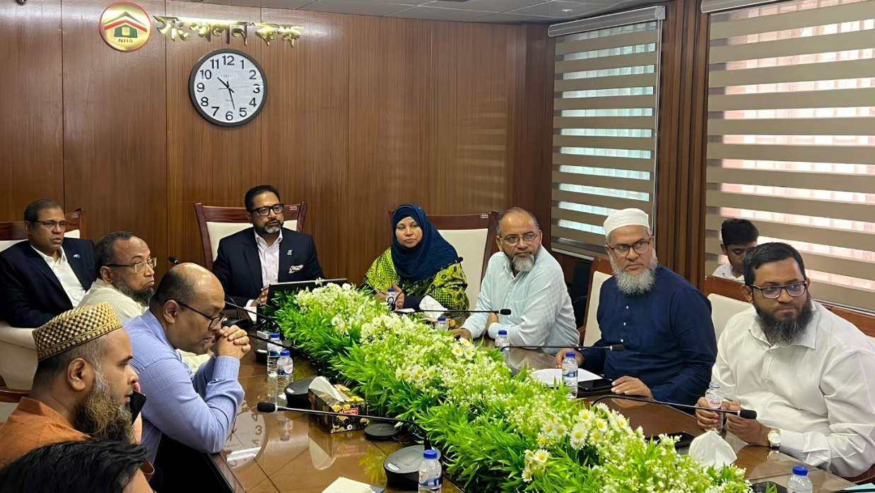 জাতীয় গৃহায়ন কর্তৃপক্ষের উন্নয়নমূলক কাজ ও বিভিন্ন প্রকল্পের অগ্রগতি বিষয়ক মতবিনিময় সভা