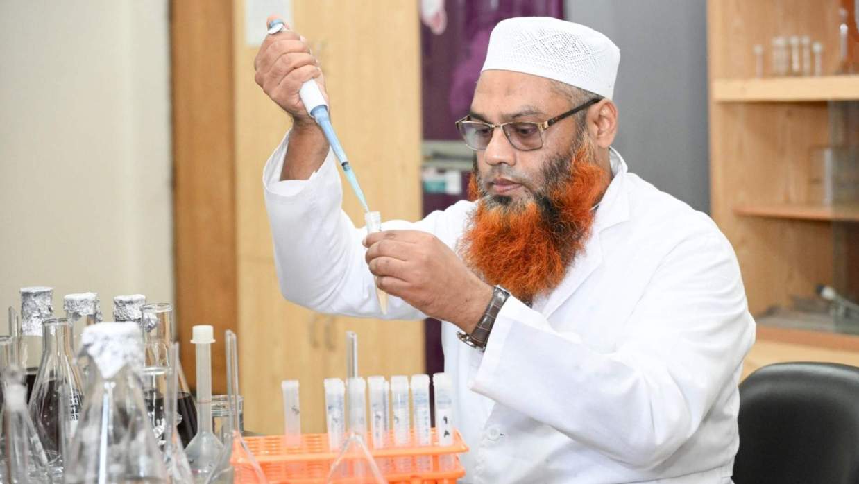 প্রযুক্তিটির অন্যতম উদ্ভাবক অধ্যাপক ড. মো. এমদাদুল হক