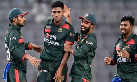 টস জিতে জিম্বাবুয়েকে ব্যাটিংয়ে পাঠাল বাংলাদেশ