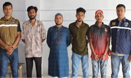 মাকে শ্লীলতাহানি: অপরাধীকে সন্তানের শাস্তির স্টাইল যেন আম্মাজান সিনেমার গল্প