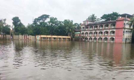 টানা বৃষ্টি-পাহাড়ি ঢলে চকরিয়া-মাতামুহুরীতে পানিবন্দি ২ লাখ মানুষ, উৎকণ্ঠায় এইচএসসি পরীক্ষার্থীরা