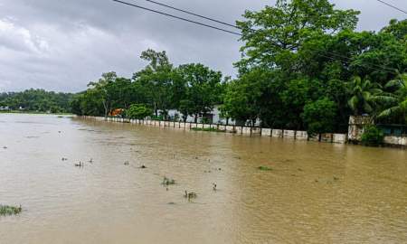 কিশোরী ঝর্ণার মৃত্যু হলো বন্যার পানিতে, ভেসে গেল আরও ২ বোন