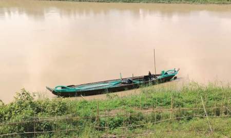 রাতের আঁধারে সাঙ্গু নদীতে চলছে অবৈধ বালু বাণিজ্য
