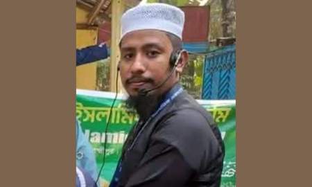 শিশুর মুখে বেত ঢোকানোর ভিডিও দিয়ে মাদ্রাসা শিক্ষক— ‘পিচ্চি পোলাপানরে কান্না করাইতে ভালোই লাগে’