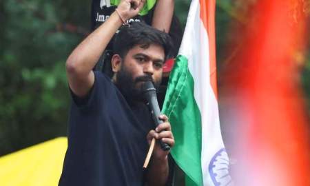 অসুস্থ হয়ে আন্দোলন থেকে বিরতি নিলেন ককরোচ পার্টির প্রতিষ্ঠাতা অভিজিৎ 