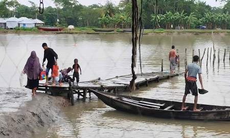 স্বাধীনতার ৫৫ বছরেও গ্রামে নির্মাণ হয়নি পাকা সড়ক