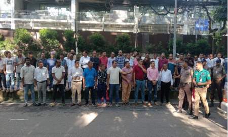 হাইকমান্ডের দৃষ্টি আকর্ষণে যুবদলের পদবঞ্চিতদের মানববন্ধন গুলশানে