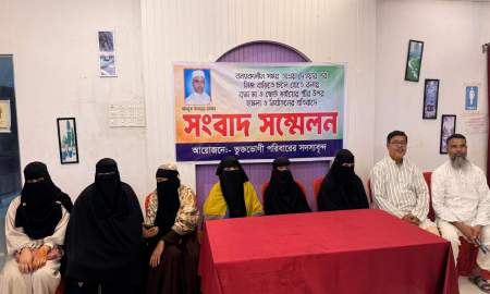 বৃদ্ধা মা ও ছোট ভাইয়ের স্ত্রীকে মারধরের অভিযোগ বড় ছেলের বিরুদ্ধে