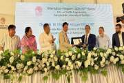 বিসিএসে টেক্সটাইল ক্যাডার যুক্ত করার দাবির বিষয়টি প্রধানমন্…