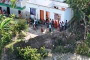 ভাঙনে সব হারিয়ে নিঃস্ব হচ্ছে যমুনা পাড়ের মানুষ