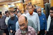 আওয়ামী দোসর আখ্যা দিয়ে বিভাগীয় স্বাস্থ্য পরিচালককে বের করে …