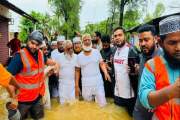 দুর্যোগে ক্ষতিগ্রস্ত মানুষের পাশে দাঁড়ানো আমাদের নৈতিক দায়ি…