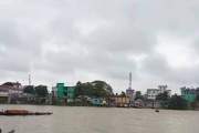নেত্রকোনার উপদাখালি নদীর পানি বেড়ে স্পর্শ করেছে বিপৎসীমা