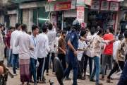 পরীক্ষার কেন্দ্র ভাঙচুরের ঘটনায় শতাধিক অজ্ঞাতনামার বিরুদ্ধে…