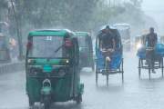 ২৪ ঘণ্টায় ৬ বিভাগে ভারী বৃষ্টির পূর্বাভাস, ঢাকায় আরও জলাবদ্…