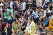 শিক্ষামন্ত্রীর পদত্যাগের দাবিতে রাজধানীর সড়কে শিক্ষার্থীরা,…