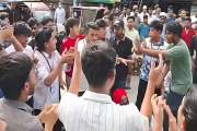 এইচএসসি পরীক্ষা স্থগিত ও শিক্ষামন্ত্রীর পদত্যাগের দাবিতে কক…