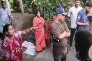বিয়ে না দেওয়ায় বাবা-মাকে হত্যা করলেন মাদকাসক্ত ছেলে 