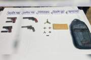 খাগড়াছড়িতে বিজিবি-চোরাকারবারিদের গোলাগুলি, অস্ত্র-গুলি উদ্ধ…