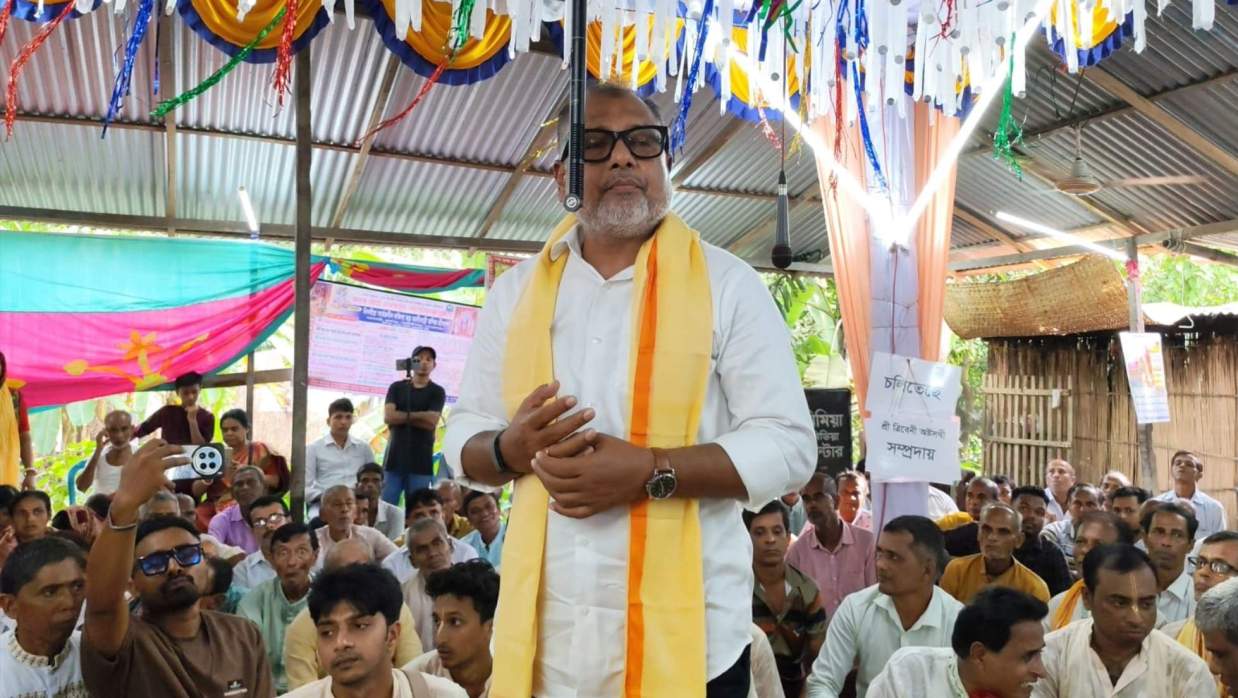স্বেচ্ছাসেবক দলের কেন্দ্রীয় সভাপতি এস এম জিলানী