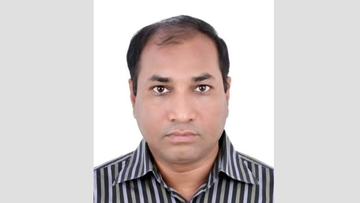 স্বাস্থ্য কর্মকর্তা ডা. মোমেনুল ইসলাম