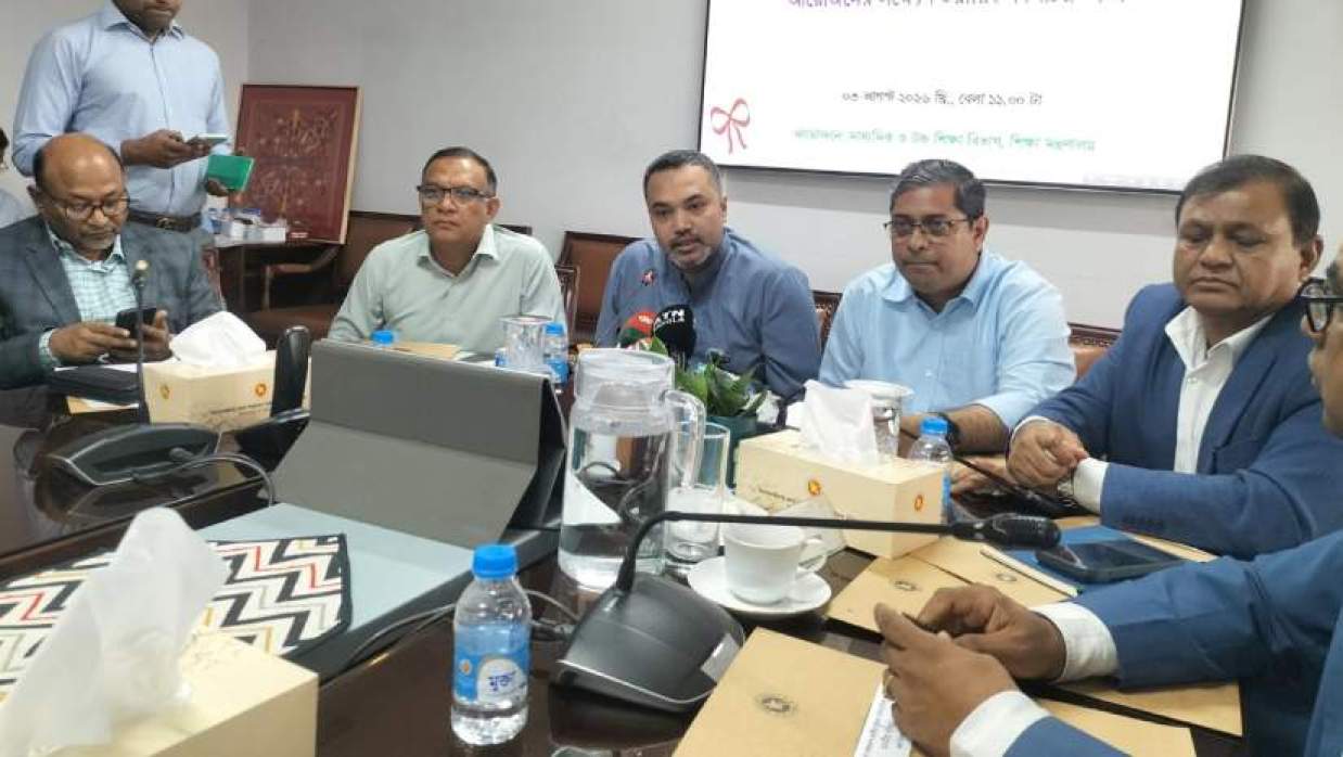 ‘প্রাইম মিনিস্টার্স গোল্ডকাপ’ সমাপনীতে এমবাপ্পেকে আনার পরিকল্পনা